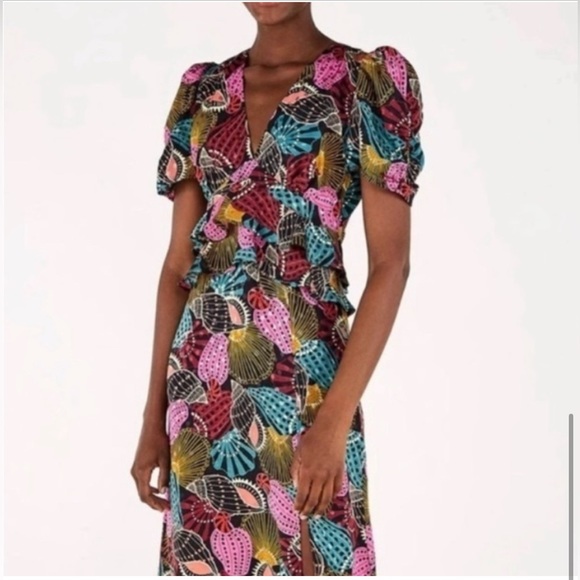 FARM Rio Shell Mix Midi Dress - Picture 2 of 3